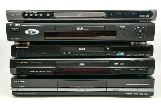VCR AND DVD PLAYERS